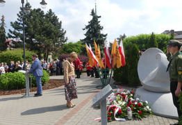 Złożenie kwiatów (photo)