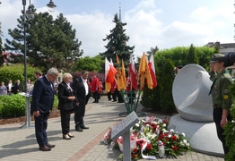 Złożenie kwiatów (photo)